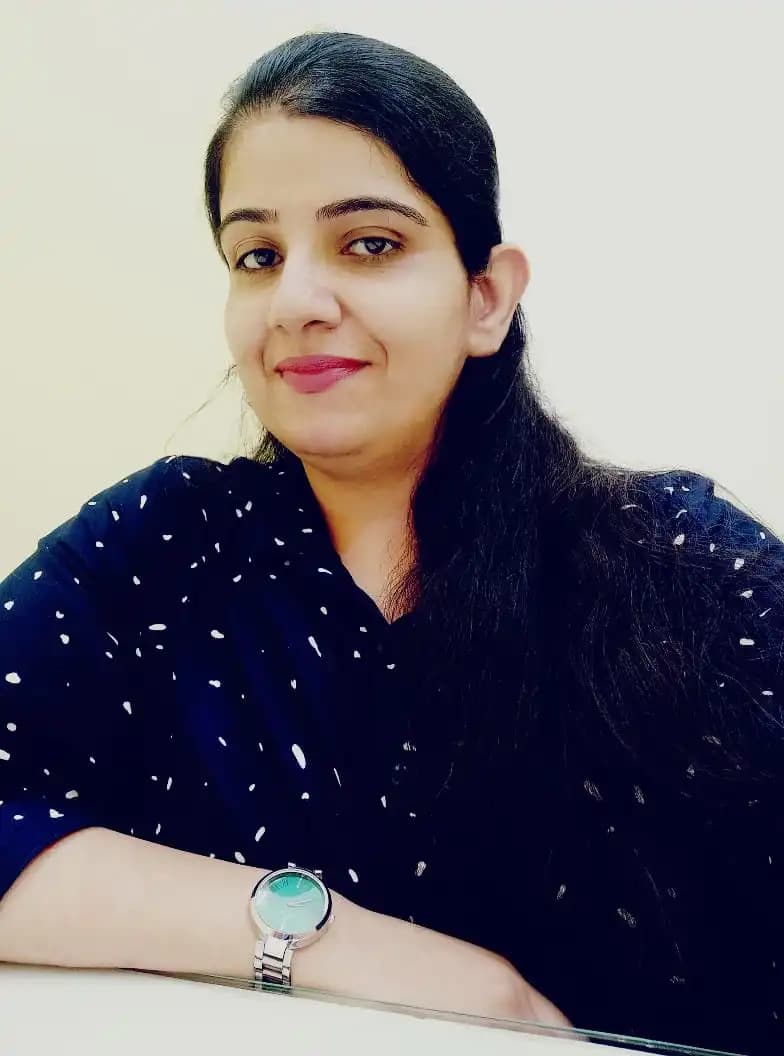 DR RITU WADHWANI